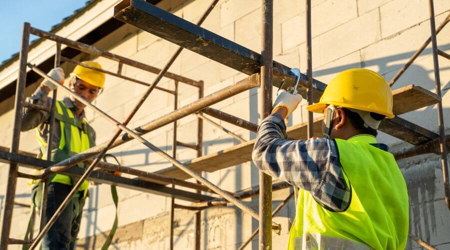 Professional fairlawn roofing services in Hensley, AR